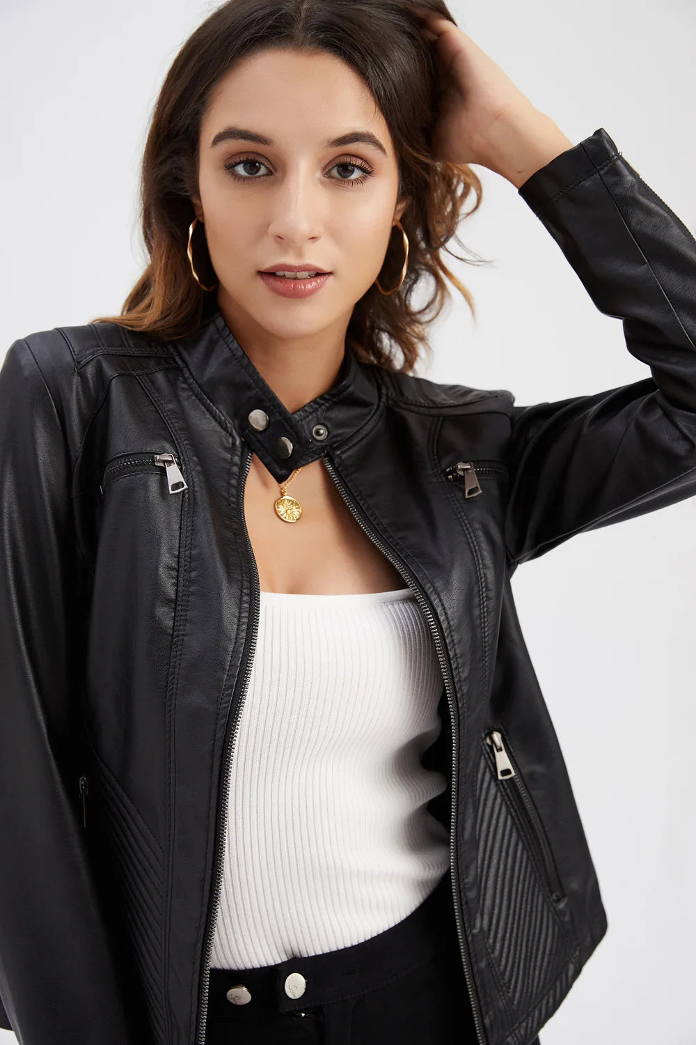 Jaqueta Feminina em Couro Genuino - Premium Jacket