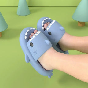 Chinelo Tubarão - Shark Slippers
